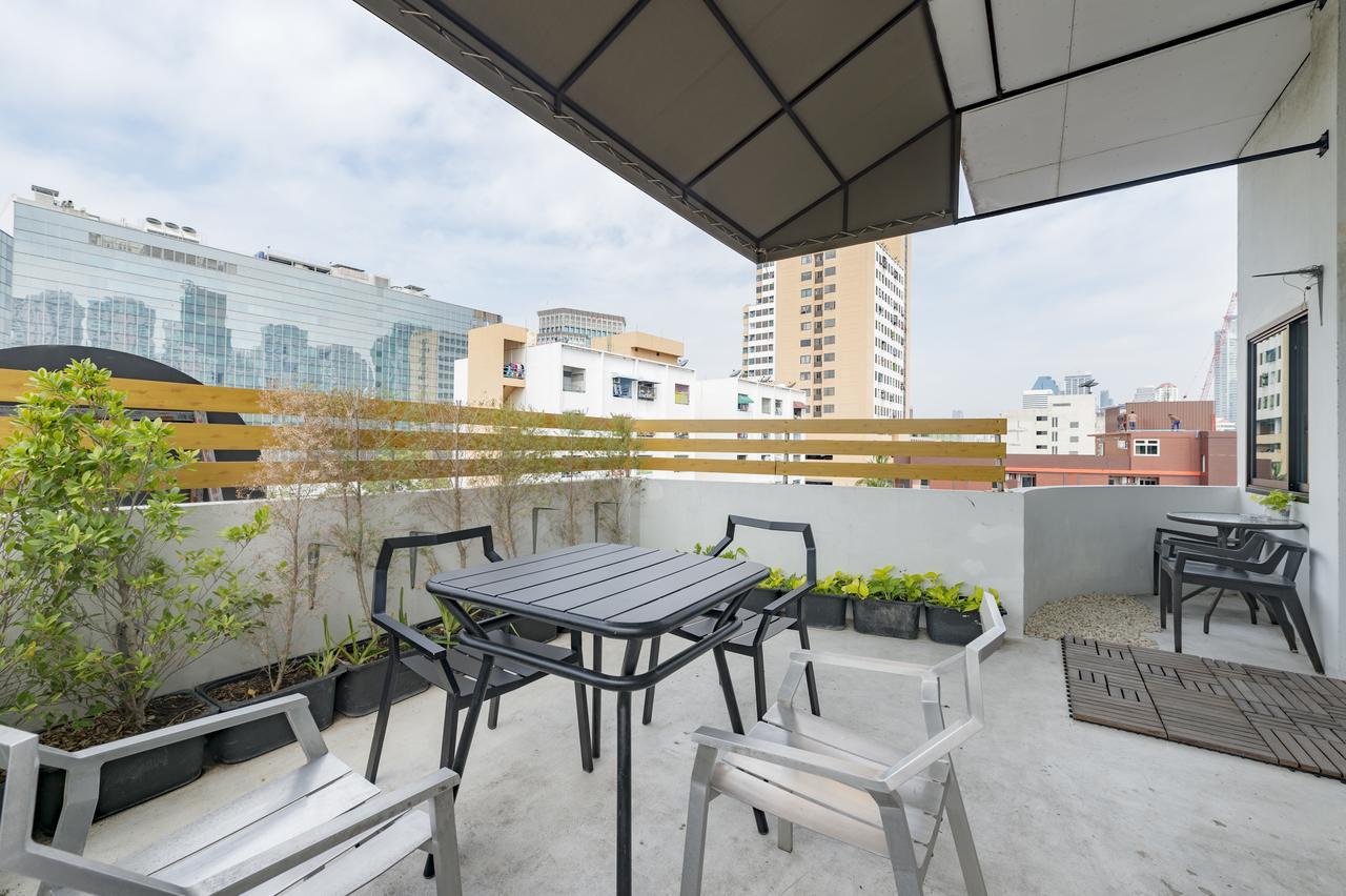 T Hostel @ Rama4 Bangkok Extérieur photo
